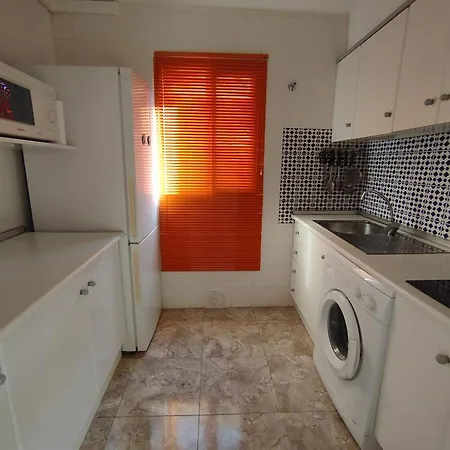 Con Piscina Y Terraza Appartamento